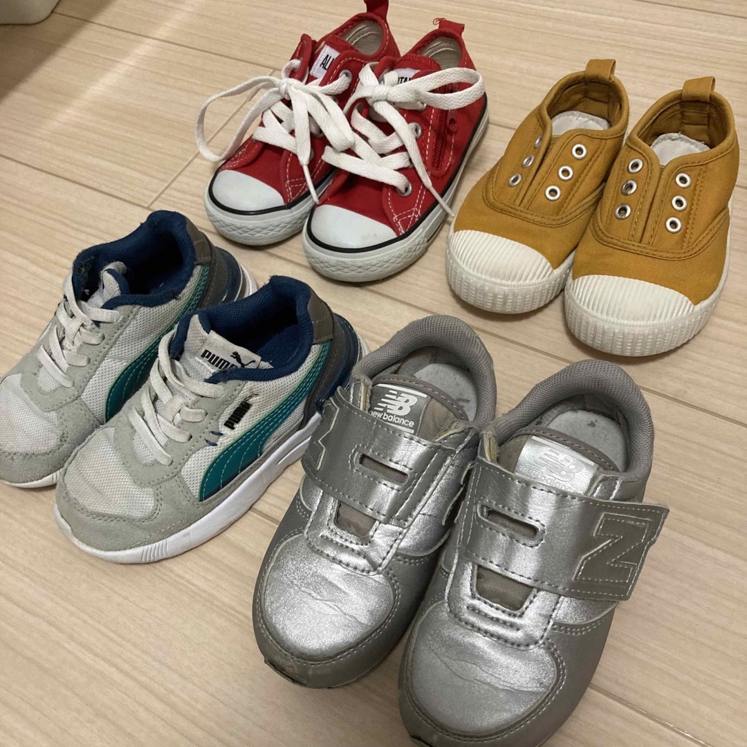 New Balance(ニューバランス)のスニーカーまとめ売り　15cmと15.5cm キッズ/ベビー/マタニティのキッズ靴/シューズ(15cm~)(スニーカー)の商品写真