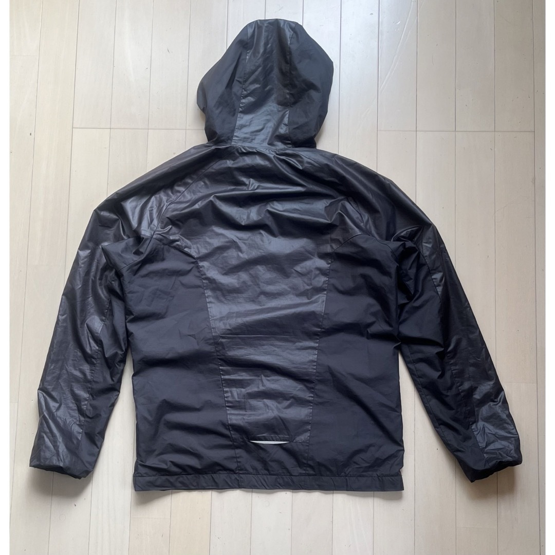 Oakley(オークリー)のOAKLEY POLYESTEL HOOD JACKET SIZE L スポーツ/アウトドアのスポーツ/アウトドア その他(その他)の商品写真