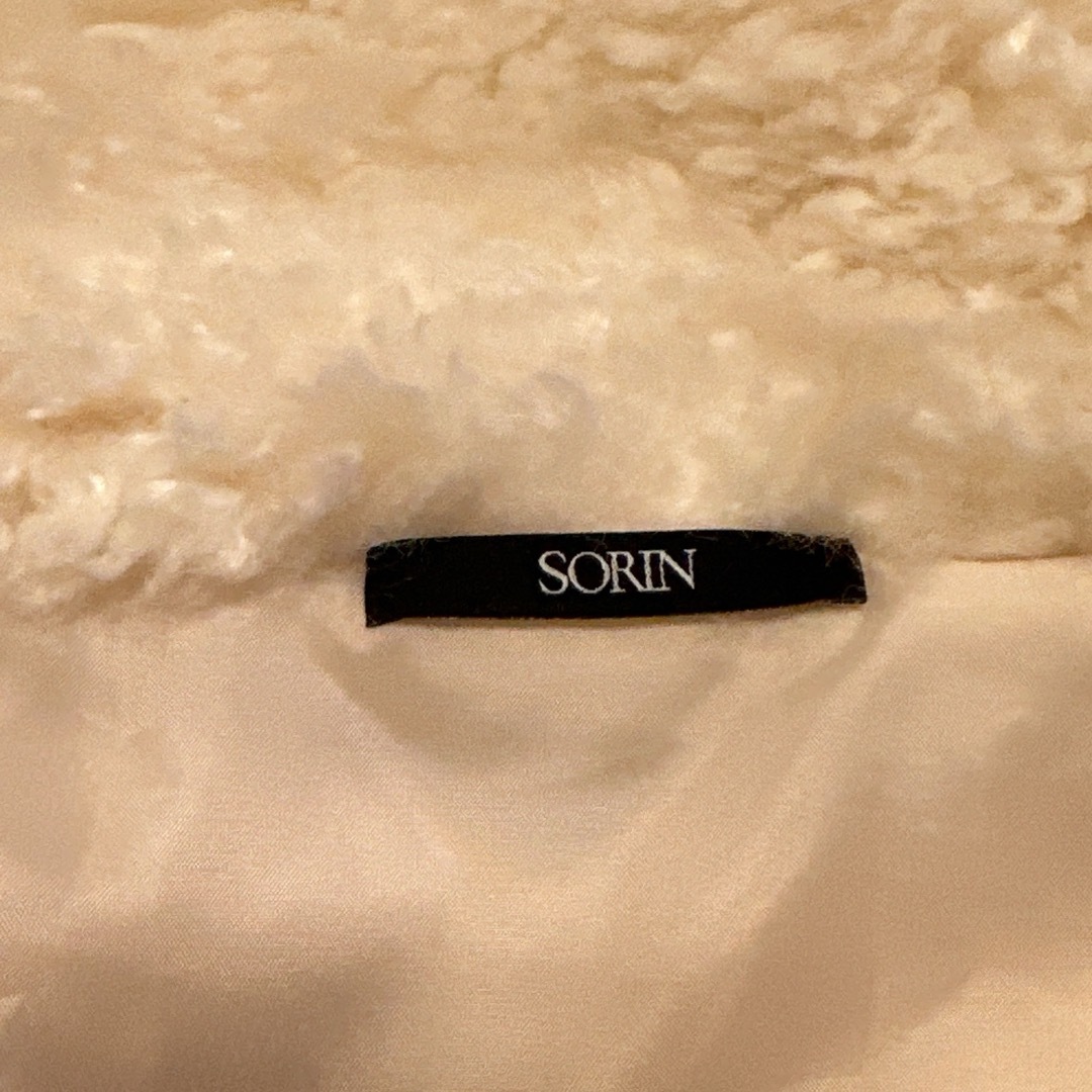 Sorin Synthetic Fur Lace-up Cardigan の通販 by もん。|ラクマ Sorin Synthetic Fur Lace-up Cardigan の通販 by もん。|ラクマ