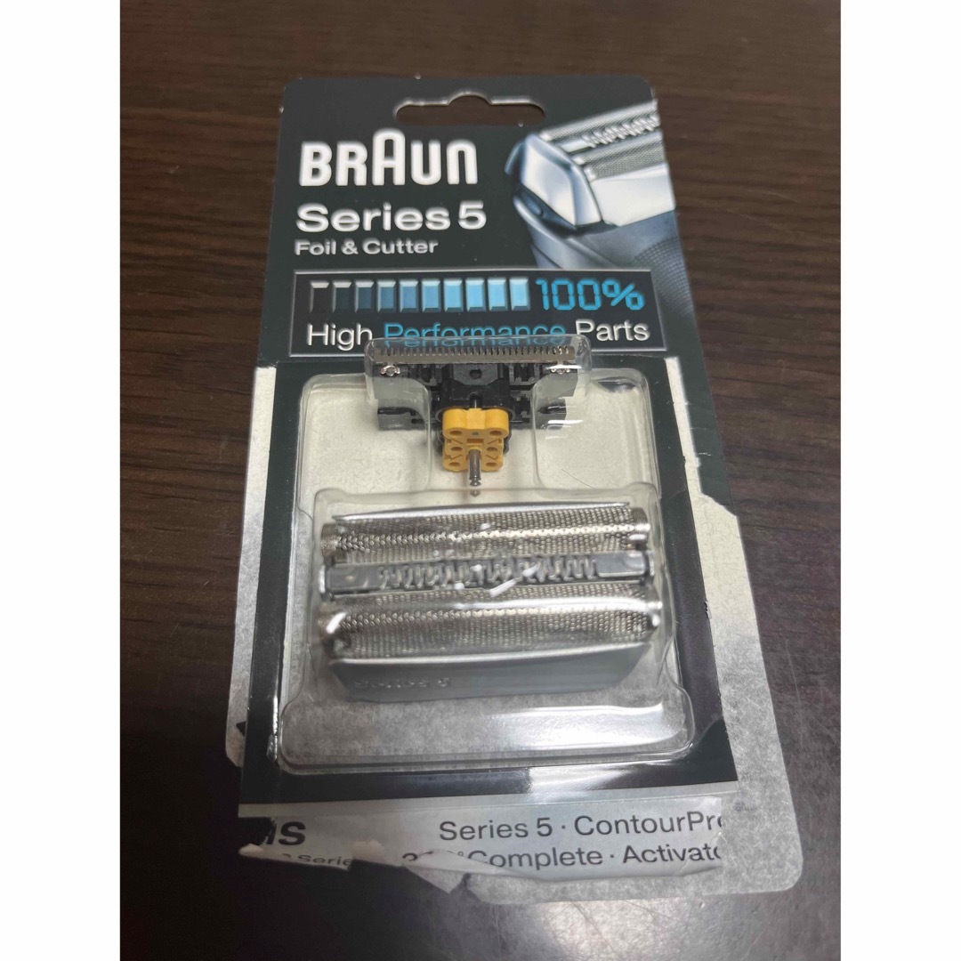 BRAUN(ブラウン)のブラウン 替刃 51S (F/C51S-4) シリーズ5 / 8000シリーズ対 スマホ/家電/カメラの美容/健康(その他)の商品写真