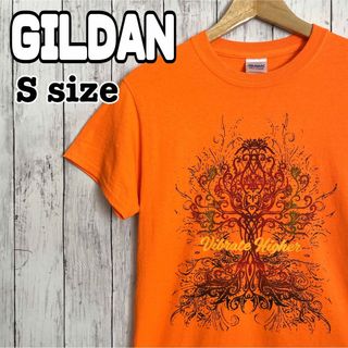 ギルタン(GILDAN)のGILDAN ギルダン 両面プリント Tシャツ 半袖 オレンジ Sサイズ 古着(Tシャツ/カットソー(半袖/袖なし))