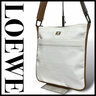 ロエベ(LOEWE)の希少モデル✨ロエべ　レザー ショルダーバッグ リピートアナグラム　サコッシュ　白(ショルダーバッグ)