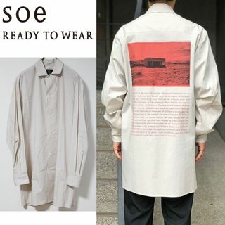 ソーイ(SOE)の新品 soe 強ストレッチ アートワークバックプリント フライトロングシャツ L(シャツ)