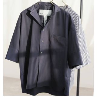 スピックアンドスパン(Spick & Span)の【新品未使用】spick&span/TICCAスクエア半袖ダブルカフスシャツ(ひざ丈ワンピース)