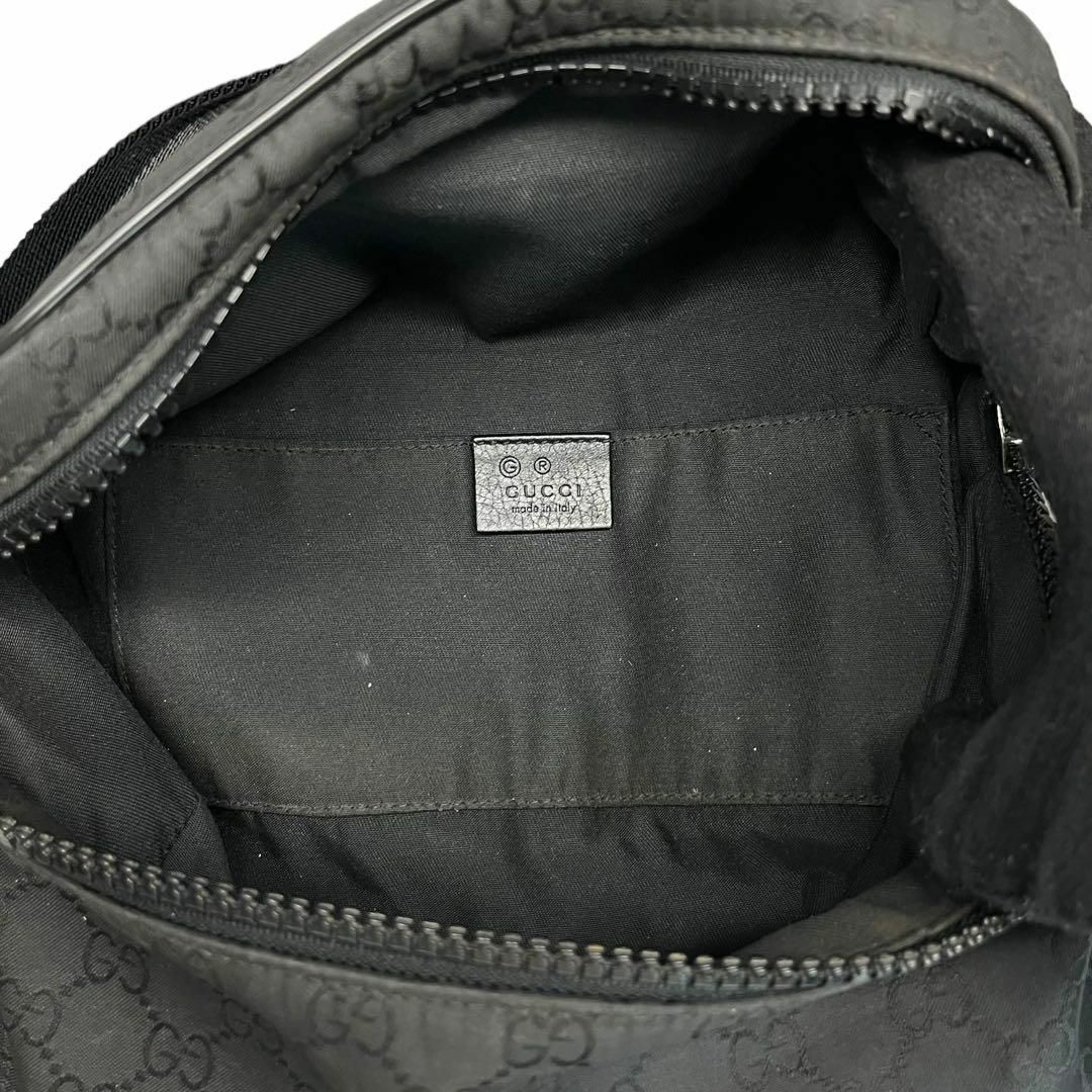 Gucci(グッチ)の極美品✨GUCCI ウエストバッグ ボディバッグ GG ナイロン ブラック　袋付 メンズのバッグ(ボディーバッグ)の商品写真