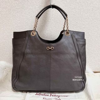 サルヴァトーレフェラガモ(Salvatore Ferragamo)のフェラガモ 美品 ベトゥラ チェーン トートバッグ ショルダー ガンチーニ(トートバッグ)