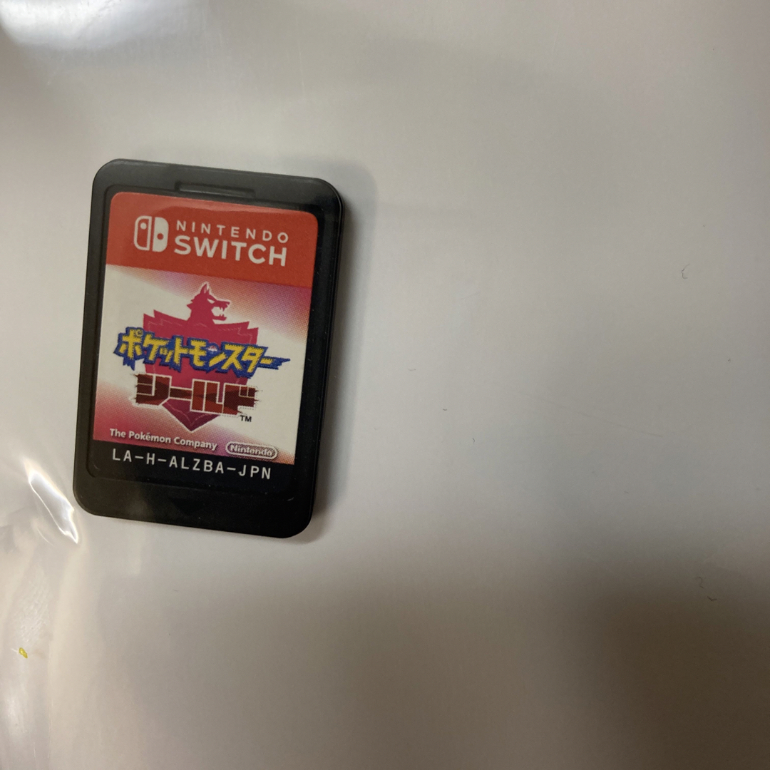 Nintendo Switch(ニンテンドースイッチ)のSwitch ポケットモンスター シールド動作品ソフトのみ エンタメ/ホビーのゲームソフト/ゲーム機本体(携帯用ゲームソフト)の商品写真