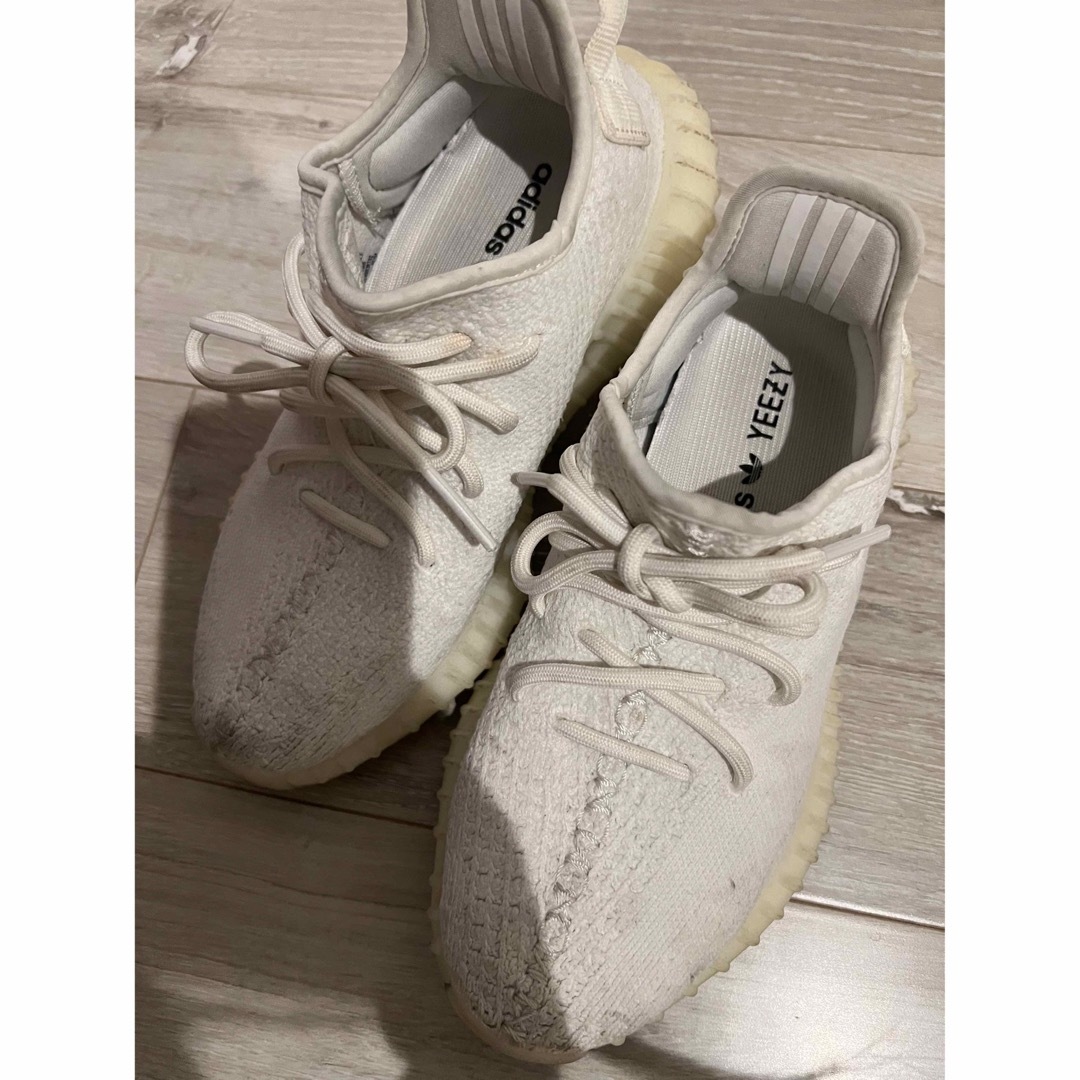 YEEZY（adidas）(イージー)のイージーブースト 23.5 レディースの靴/シューズ(スニーカー)の商品写真