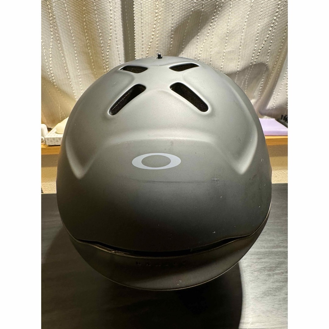 Oakley(オークリー)のオークリー ヘルメット スポーツ/アウトドアのスノーボード(ウエア/装備)の商品写真