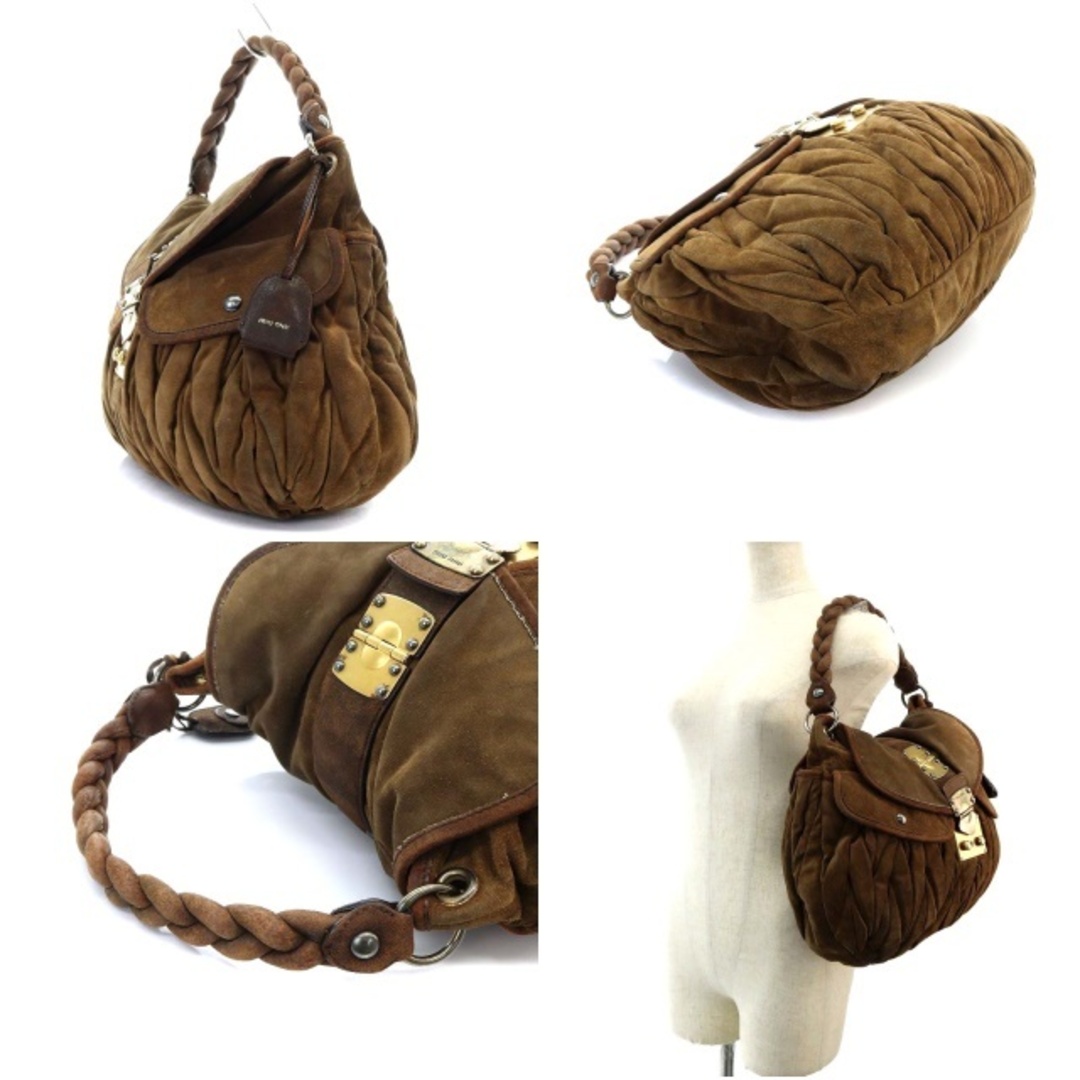 miumiu(ミュウミュウ)のミュウミュウ ショルダーバッグ ワンショルダー スエード 南京錠付き 茶色 レディースのバッグ(ショルダーバッグ)の商品写真