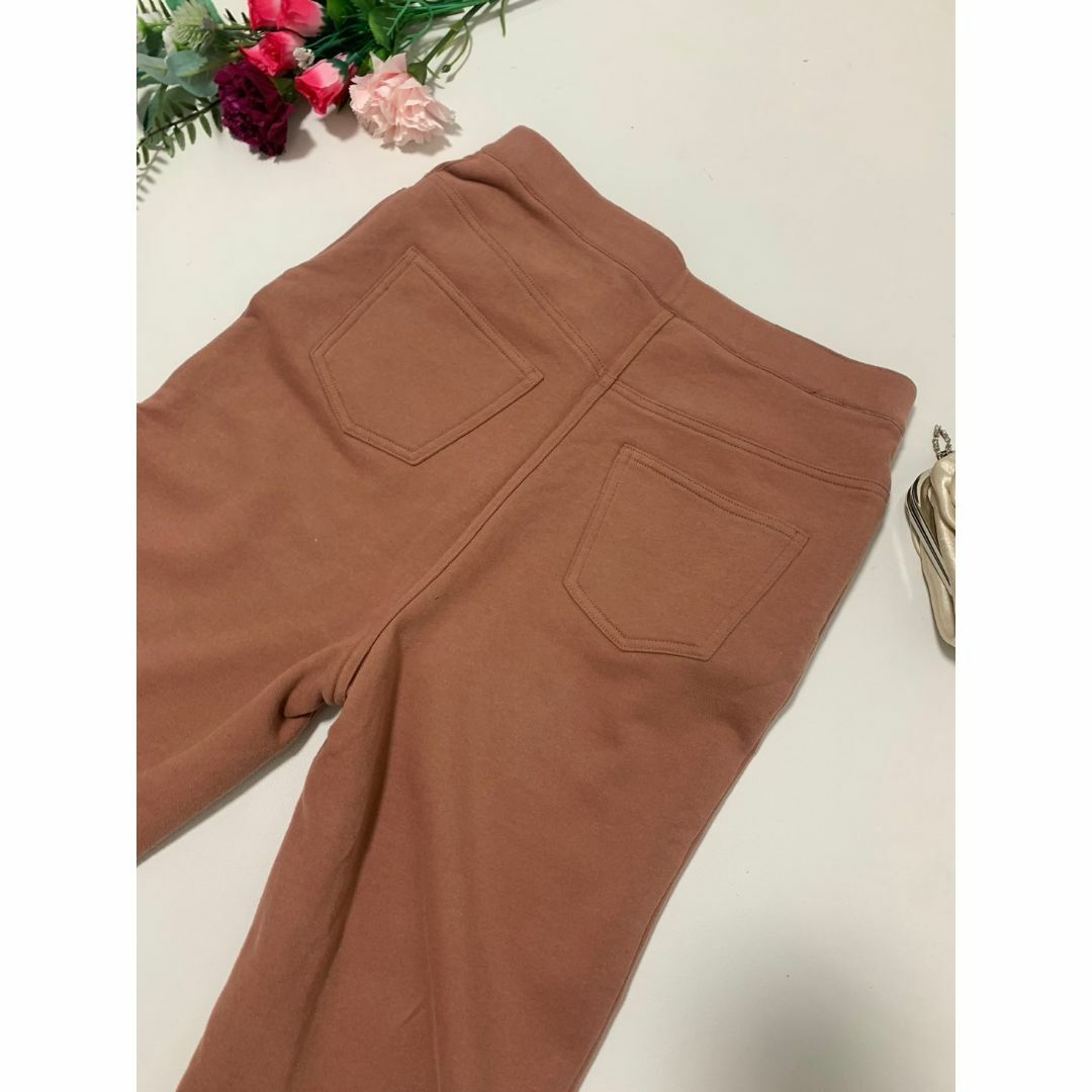 Ameri VINTAGE(アメリヴィンテージ)の【美品】AMERI/アメリ FLEECE CYCLE PANTS レディースのパンツ(ハーフパンツ)の商品写真