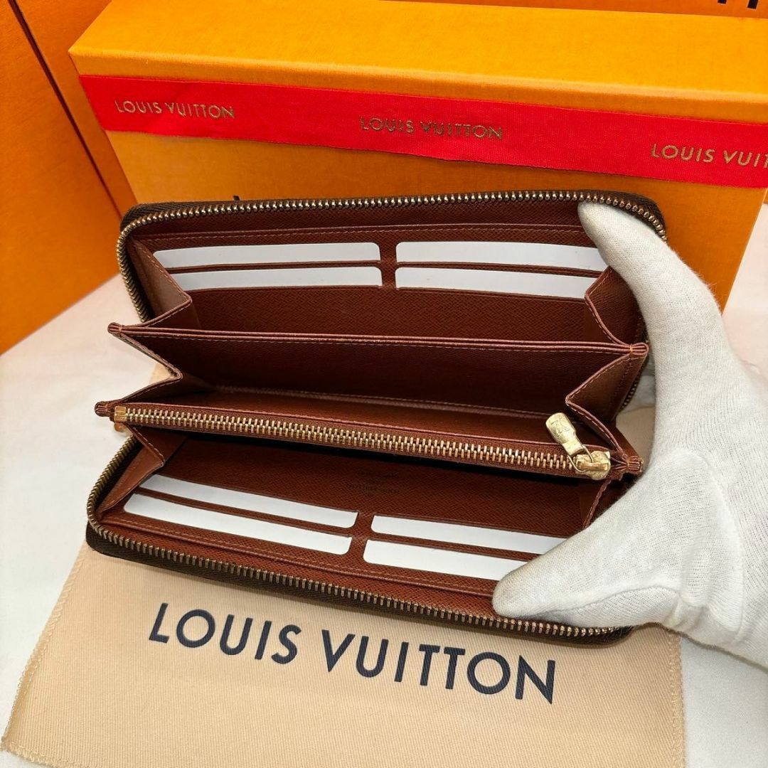 SS級極美品　綺麗　人気　定価11万　ルイヴィトン　ジッピーウォレット　長財布