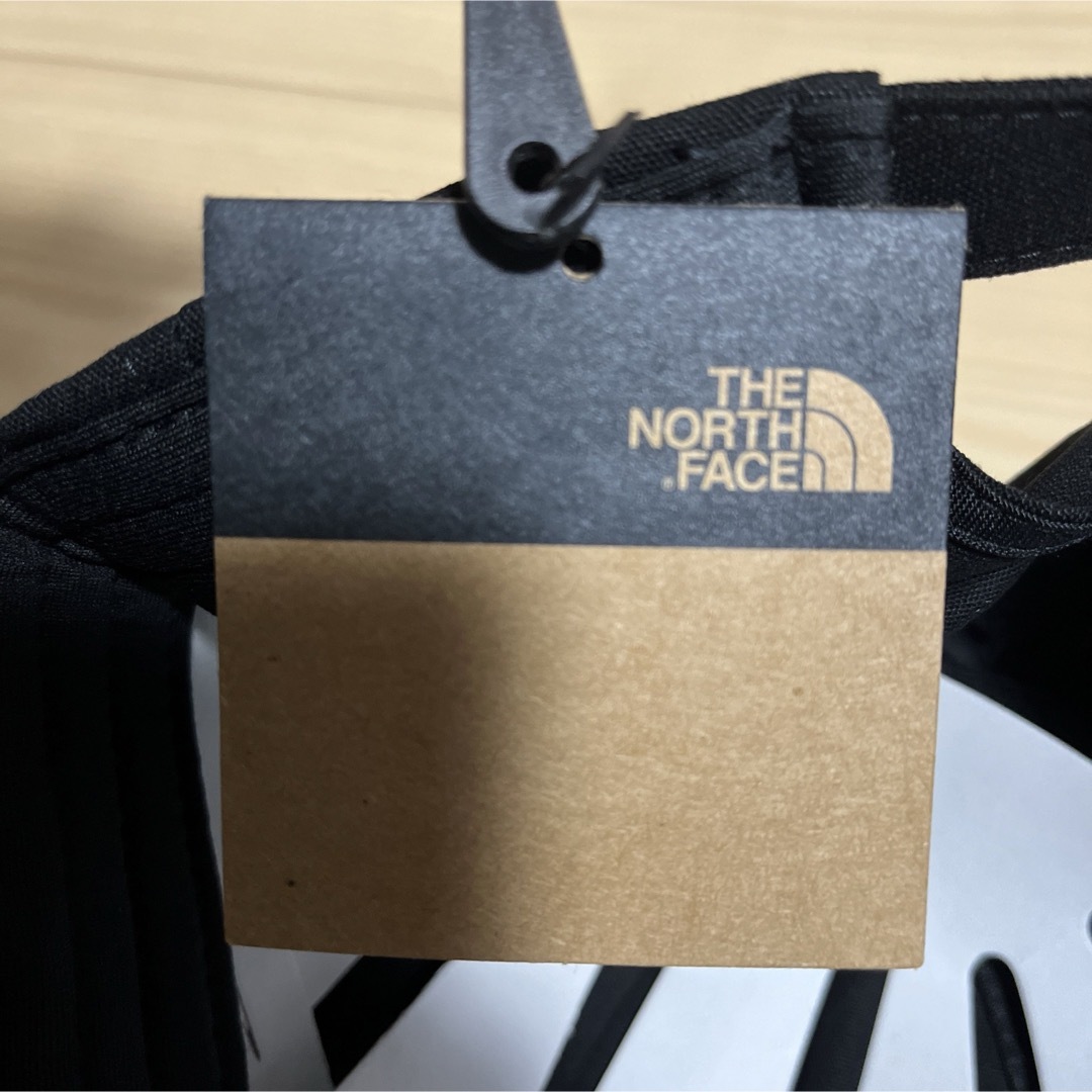 THE NORTH FACE(ザノースフェイス)のTHE NORTH FACE キャップ　ブラック　ノースフェイス　ロゴキャップ メンズの帽子(キャップ)の商品写真