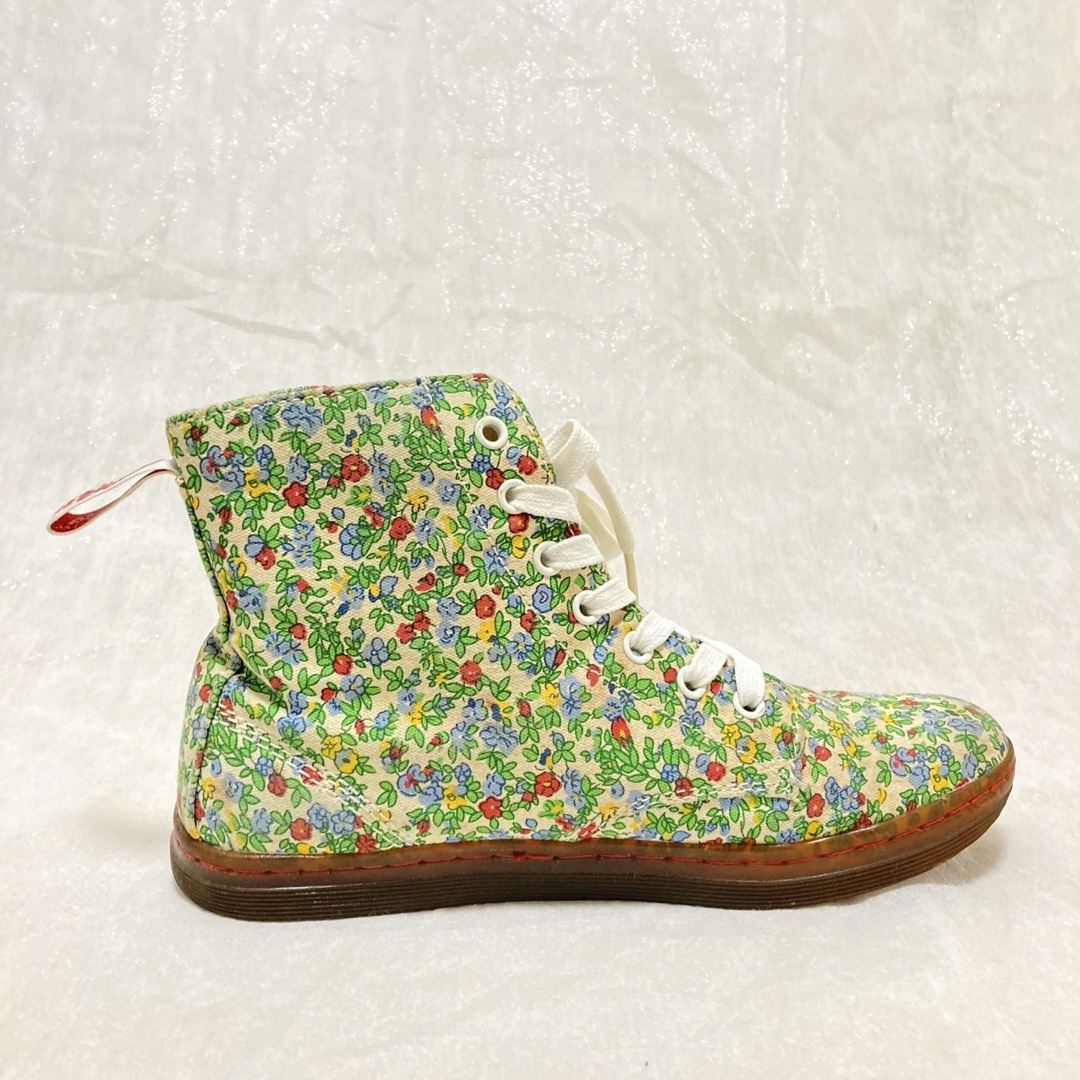 Dr.Martens(ドクターマーチン)のDr.Martens Airwair HACKNEY 花柄 ハイカットスニーカー レディースの靴/シューズ(スニーカー)の商品写真