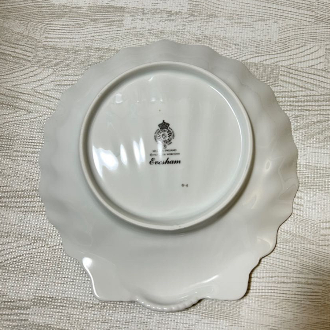 Royal Worcester(ロイヤルウースター)のROYALWORCESTER シェルプレート インテリア/住まい/日用品のキッチン/食器(食器)の商品写真