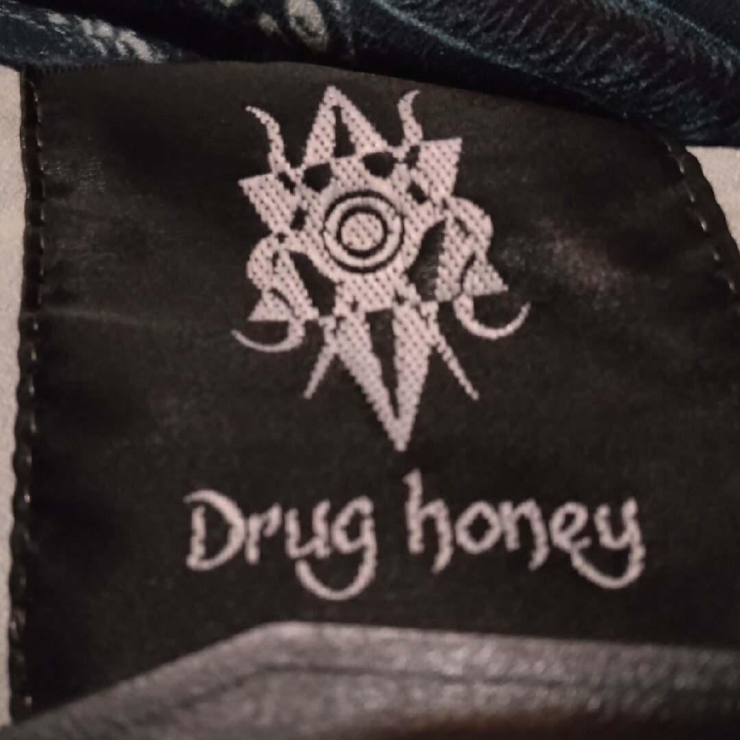 FUNKY FRUIT(ファンキーフルーツ)の✱生産終了品 Drug honey クラーケン ブレイン 開襟シャツワンピース レディースのワンピース(ひざ丈ワンピース)の商品写真