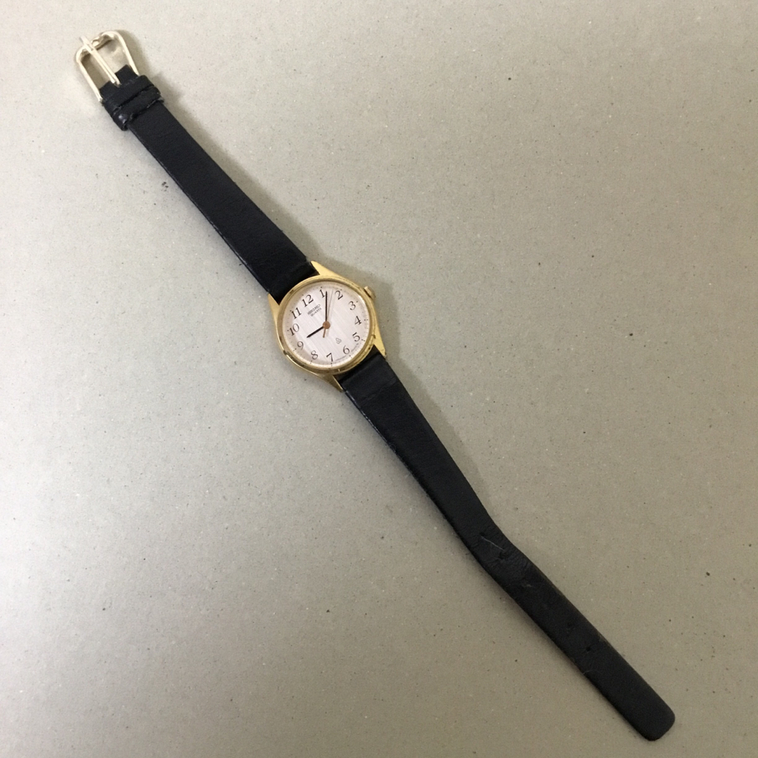 SEIKO - 懐かしい昭和レトロ商品☆SEIKO セイコー☆腕時計 2621 SEIKO - 懐かしい昭和レトロ商品☆SEIKO セイコー☆腕時計 2621