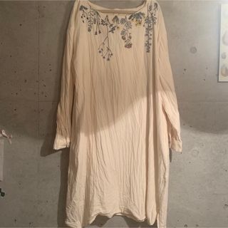 ソウルベリー(SOULBERRY)の最終値下げ　刺繍ワンピース(ひざ丈ワンピース)