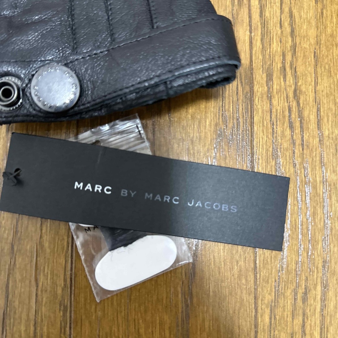 MARC BY MARC JACOBS(マークバイマークジェイコブス)のMARC BY MARC JACOBS 手袋 レディースのファッション小物(手袋)の商品写真