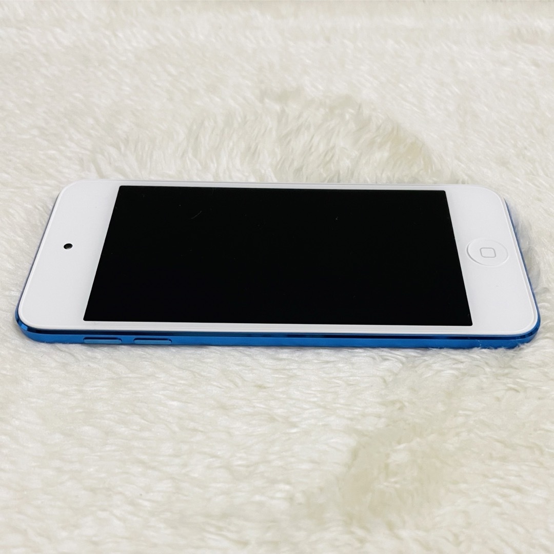 iPod touch(アイポッドタッチ)の【新品同様品】iPod touch 第7世代 128GB MVJ32J/A スマホ/家電/カメラのオーディオ機器(ポータブルプレーヤー)の商品写真