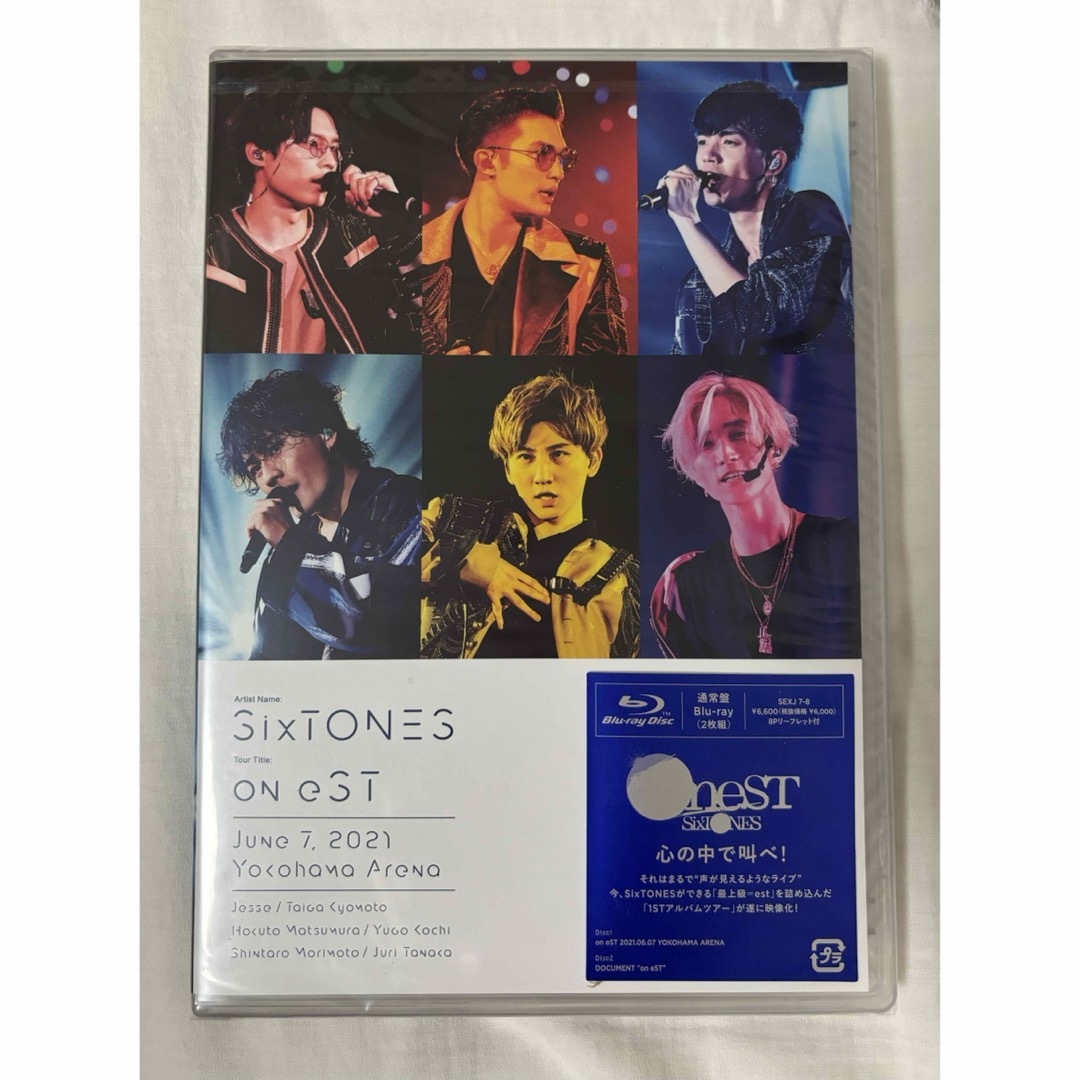 SixTONES(ストーンズ)のSixTONES oneST 通常盤 Blu-ray エンタメ/ホビーのDVD/ブルーレイ(アイドル)の商品写真