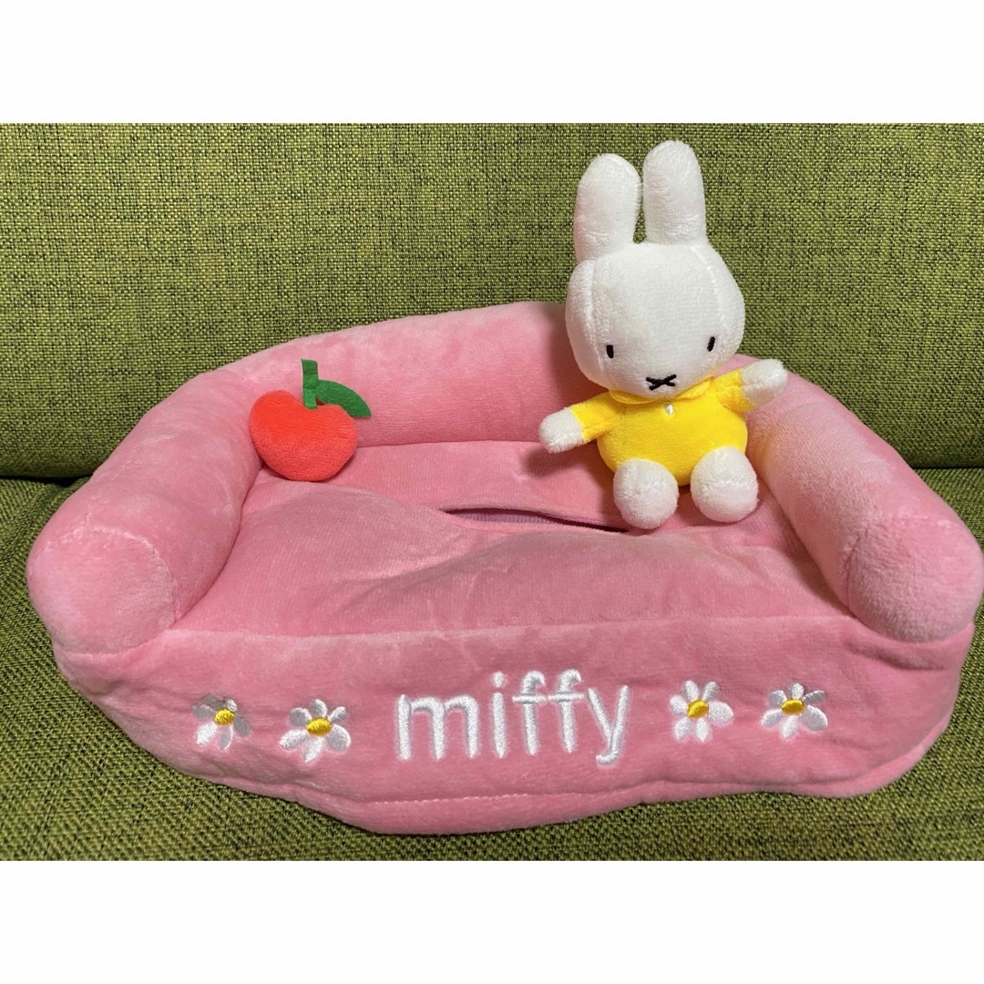 miffy(ミッフィー)のミッフィー　ティッシュカバー インテリア/住まい/日用品のインテリア小物(ティッシュボックス)の商品写真