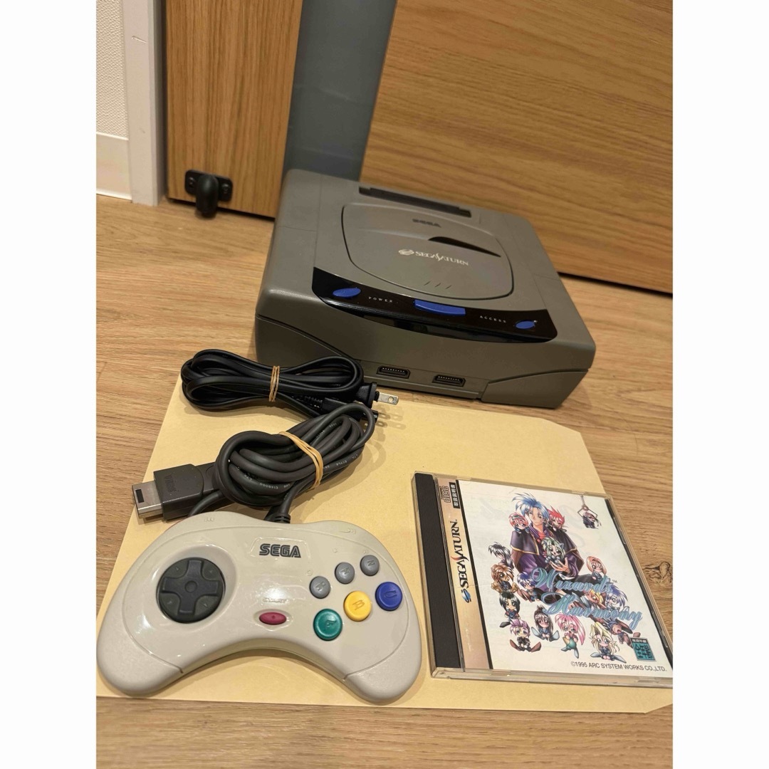 SEGA(セガ)のセガサターン 本体 ソフト付 エンタメ/ホビーのゲームソフト/ゲーム機本体(家庭用ゲーム機本体)の商品写真