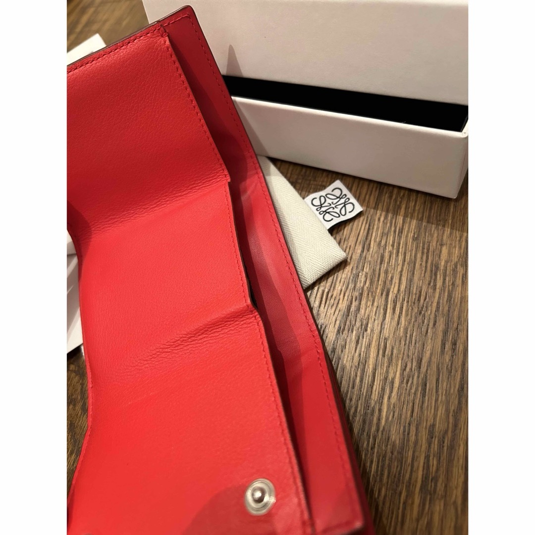 LOEWE LINENTRIFOLD WALLET red 財布