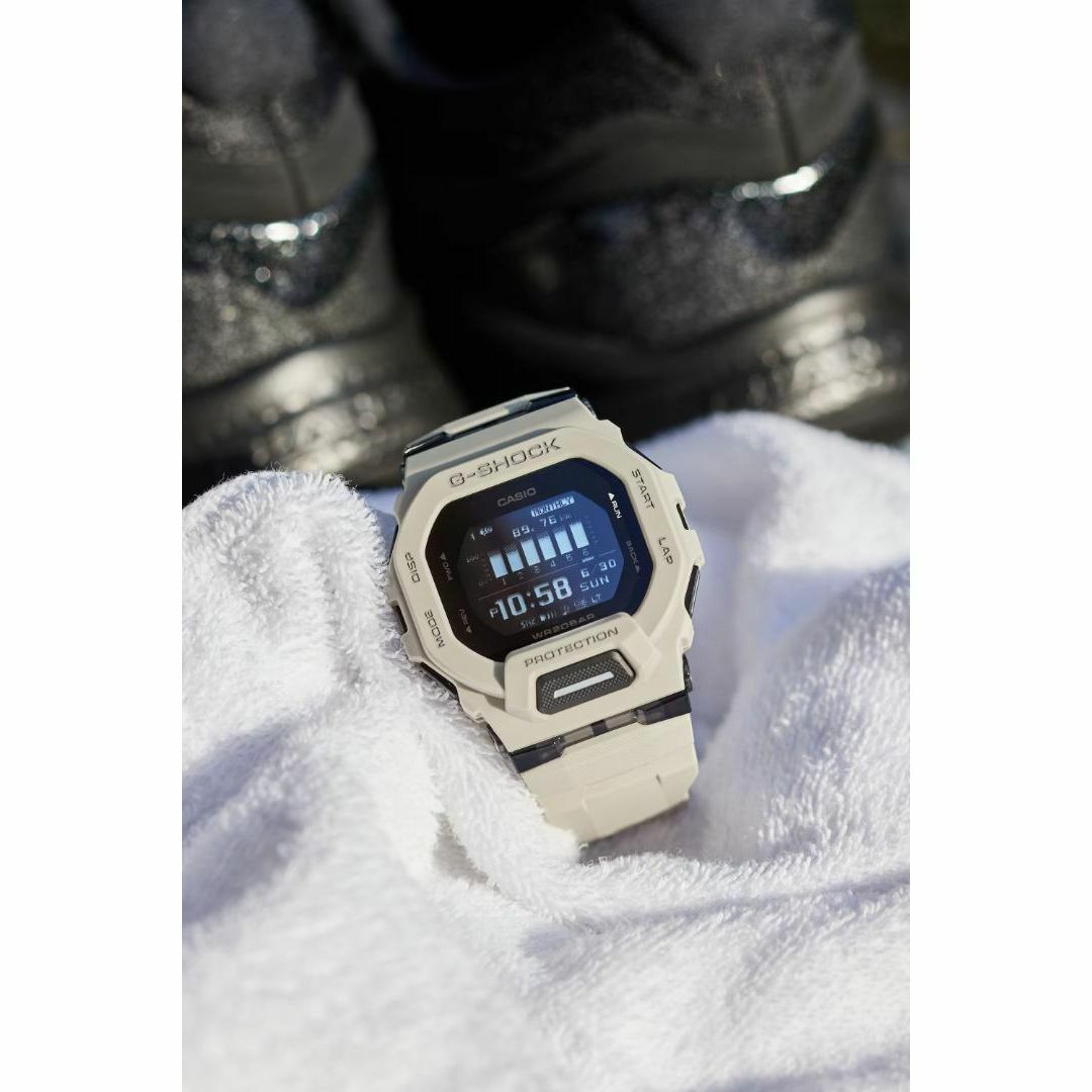 G-SHOCK(ジーショック)の新品 G-SHOCK G-SQUAD モバイルリンク機能 GBD-200UU メンズの時計(腕時計(デジタル))の商品写真