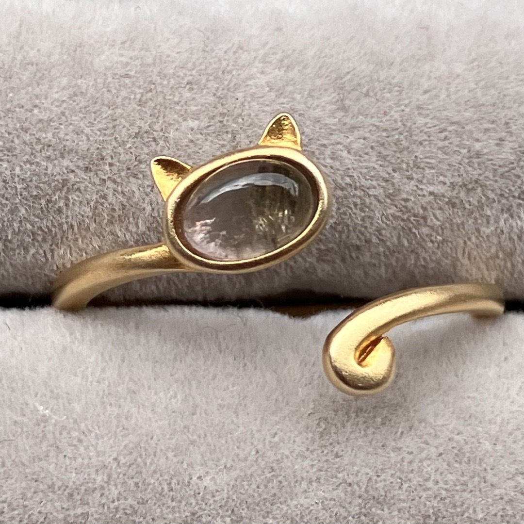 天然石 バイカラートルマリン 猫リング（M）ハンドメイド b レディースのアクセサリー(リング(指輪))の商品写真