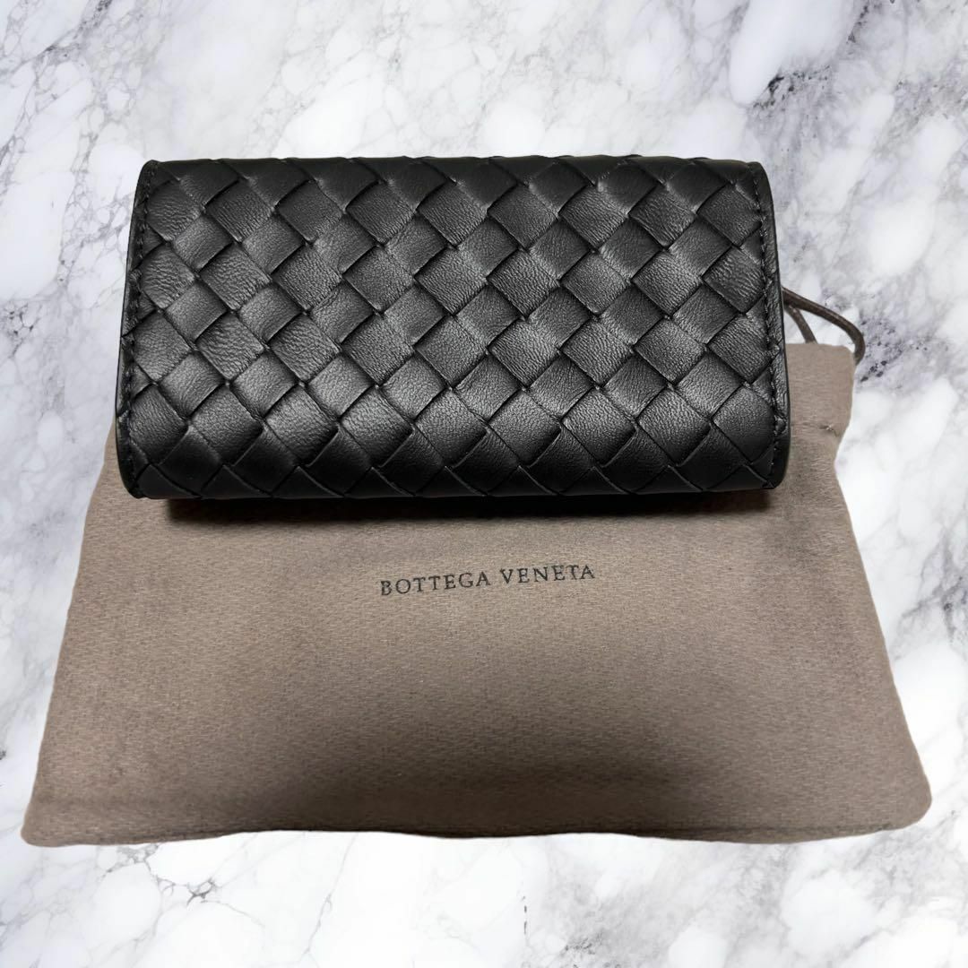 Bottega Veneta(ボッテガヴェネタ)の【新品】 ボッテガヴェネタ イントレチャート キーケース 6連 高級 ブラック メンズのファッション小物(キーケース)の商品写真