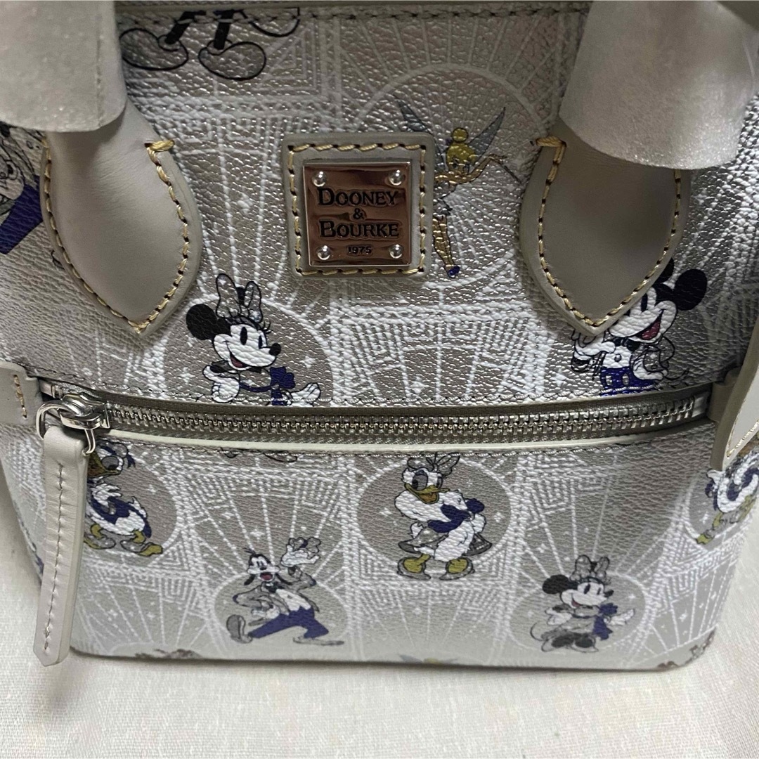 ディズニー100[送料込み]Dooney\u0026Bourke ディズニー100 ショルダーバッグ②