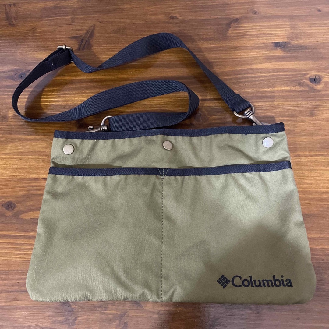 Columbia(コロンビア)のコロンビア　ショルダーバッグ メンズのバッグ(ショルダーバッグ)の商品写真