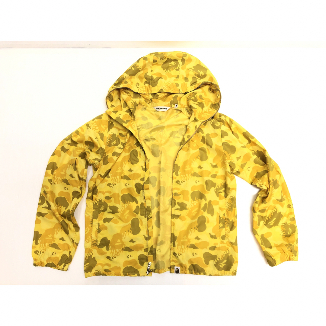 A BATHING APE(アベイシングエイプ)のA BATHING APE《ア ベイシング エイプ》迷彩柄 ナイロンパーカー Ｓ メンズのジャケット/アウター(マウンテンパーカー)の商品写真