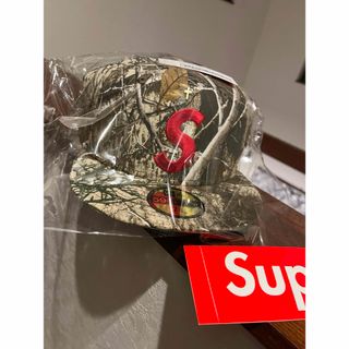 シュプリーム(Supreme)のSupreme  S Logo New Era "RealTree Camo"(キャップ)