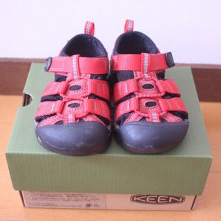 キーン(KEEN)のKEEN キーン サンダル　赤　夏　12.5センチ(サンダル)