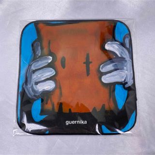 【新品】GUERNIKAハンドタオル(ハンカチ)