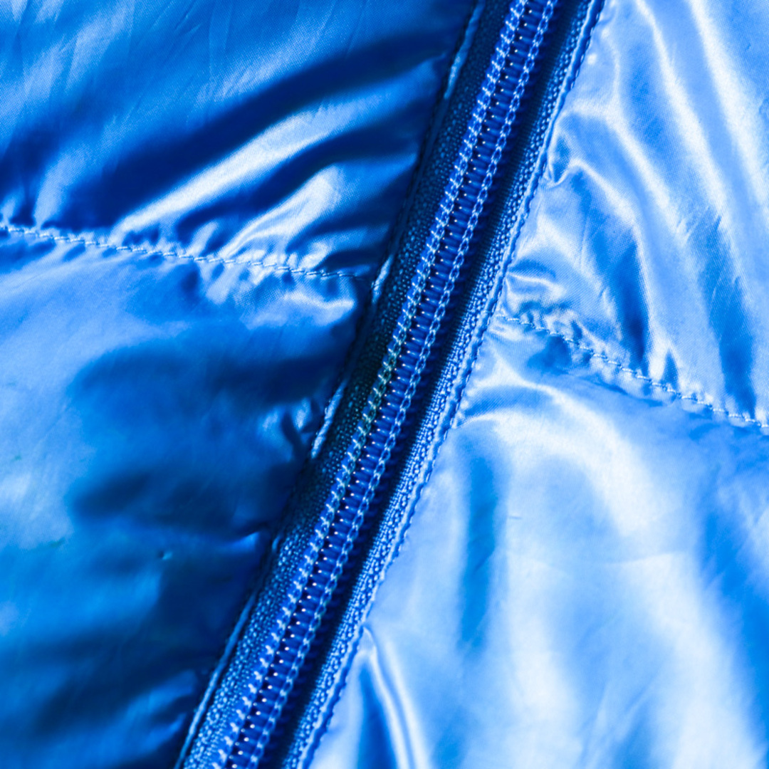 adidas(アディダス)のアディダス ナイロンジャケット 中綿入りジャンパー アウター キッズ 男の子用 150サイズ ブルー adidas キッズ/ベビー/マタニティのキッズ服女の子用(90cm~)(ジャケット/上着)の商品写真