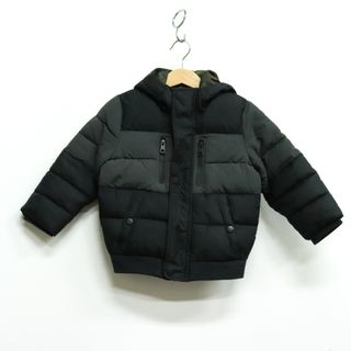 ザラ(ZARA)のザラ ナイロンジャケット 中綿入りジャンパー アウター キッズ 男の子用 104cmサイズ ブラック×グレー ZARA(ジャケット/上着)