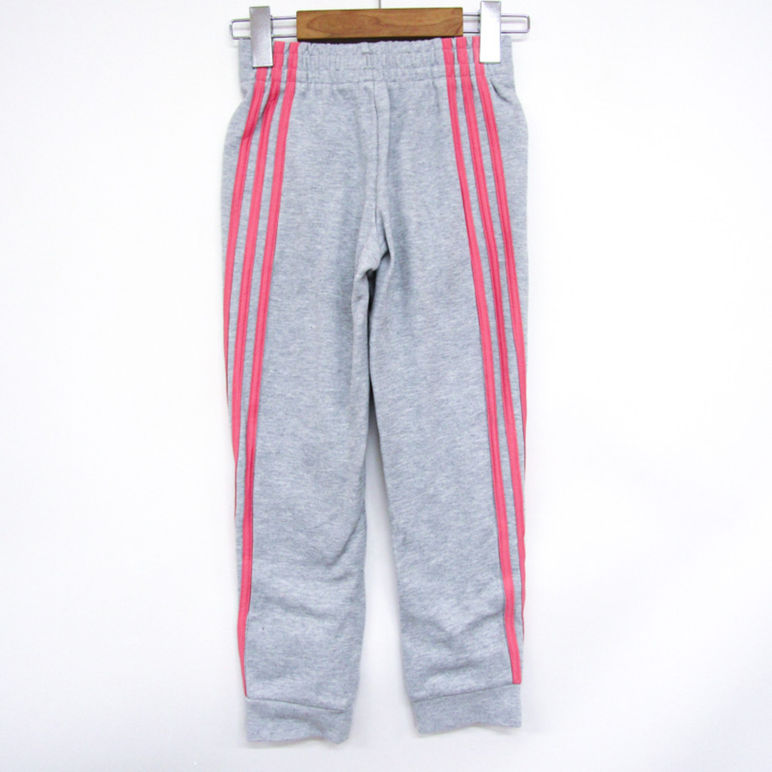 adidas(アディダス)のアディダス ジョガーパンツ スウェット スエット キッズ 男の子用 130サイズ グレー adidas キッズ/ベビー/マタニティのキッズ服男の子用(90cm~)(パンツ/スパッツ)の商品写真