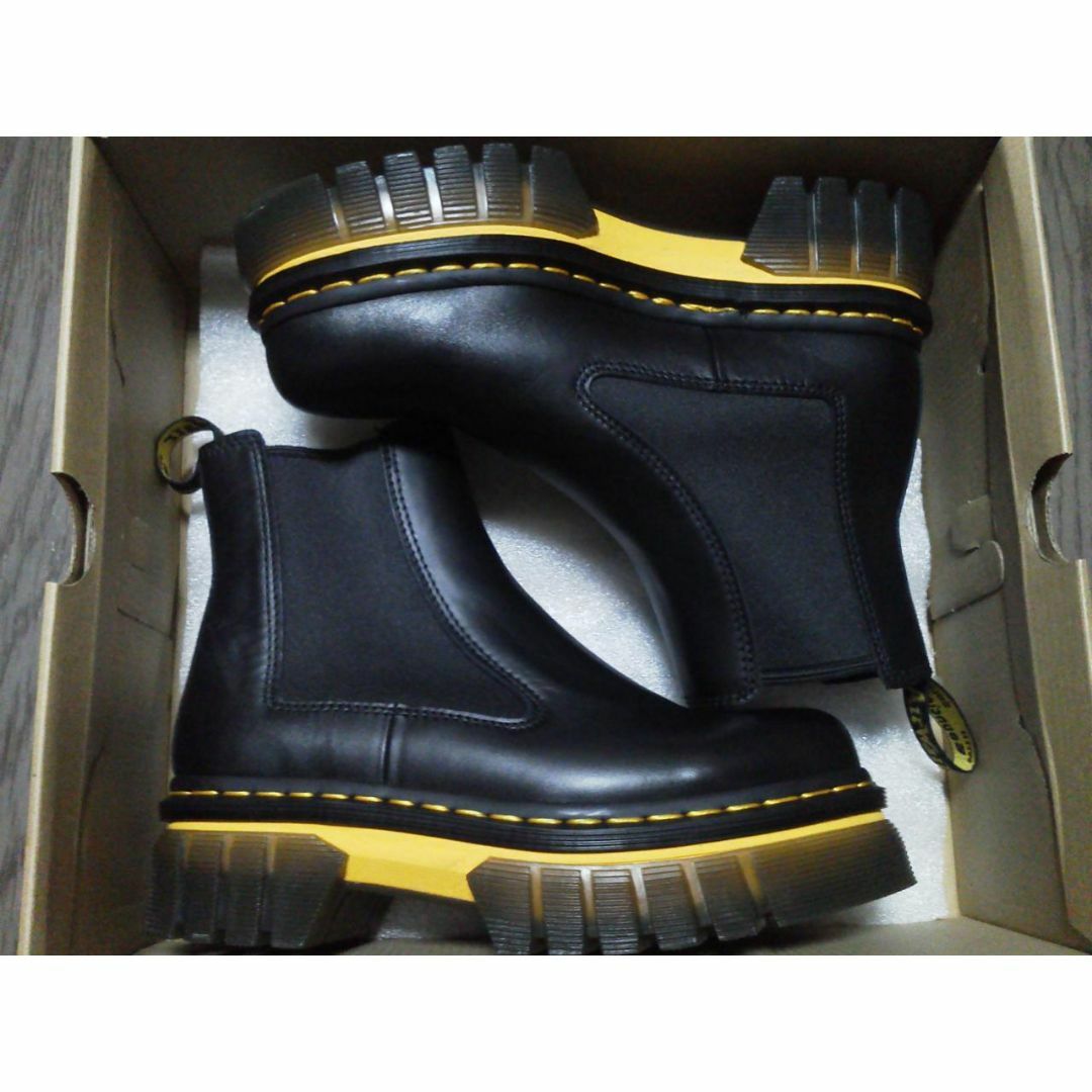 Dr.Martens(ドクターマーチン)のDr.Martens AUDRICK UK5 黒 厚底 チェルシー JADON レディースの靴/シューズ(ブーツ)の商品写真