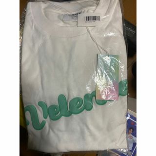 【新品未開封】Win個人ブランド VELENCE T-shirt Tシャツ(アイドルグッズ)