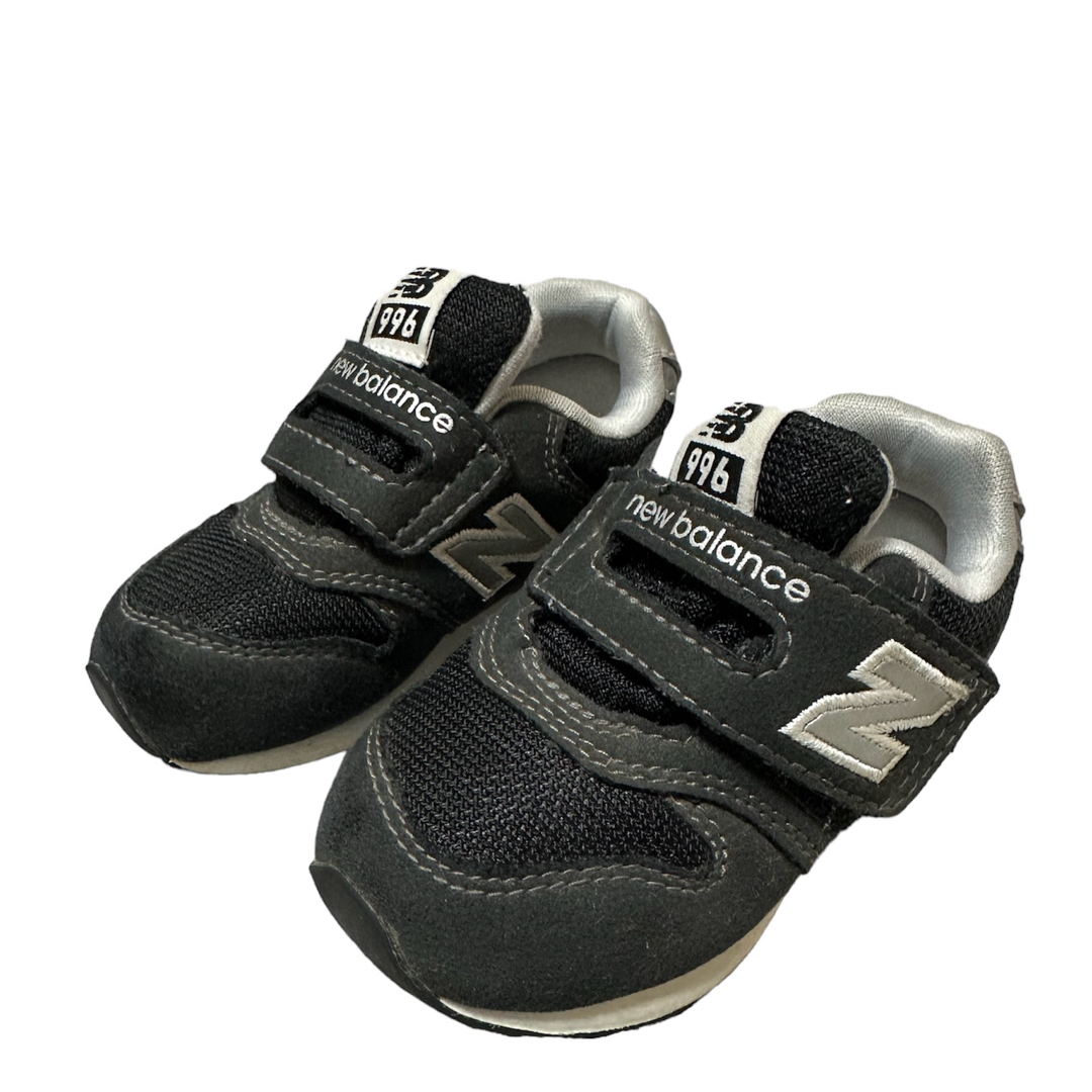 996（New Balance）(キュウキュウロク)のNew balance baby 996 black キッズ/ベビー/マタニティのベビー靴/シューズ(~14cm)(スニーカー)の商品写真