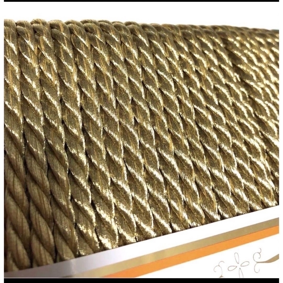 ゴールド ツイストコード   ツイストロープ    約3m   おしどりブランド ハンドメイドの素材/材料(各種パーツ)の商品写真