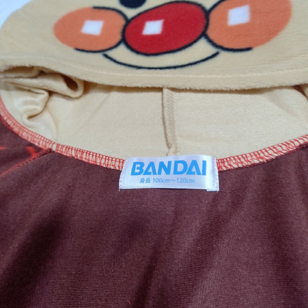 アンパンマン(アンパンマン)の新品 アンパンマンファンキャップポンチョ BANDAI公式 エンタメ/ホビーのおもちゃ/ぬいぐるみ(キャラクターグッズ)の商品写真