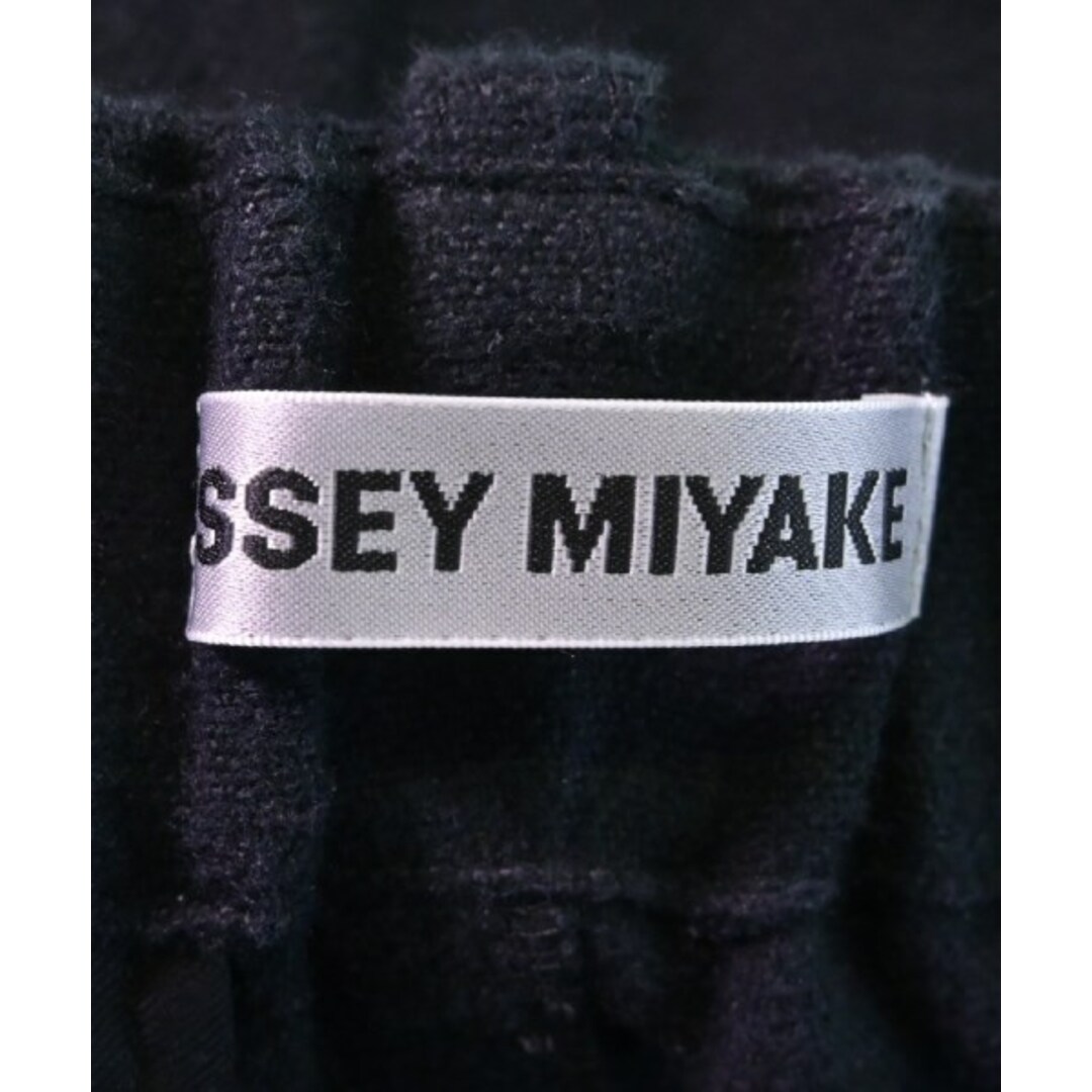 ISSEY MIYAKE(イッセイミヤケ)のISSEY MIYAKE イッセイミヤケ パンツ（その他） 2(M位) 黒 【古着】【中古】 メンズのパンツ(その他)の商品写真