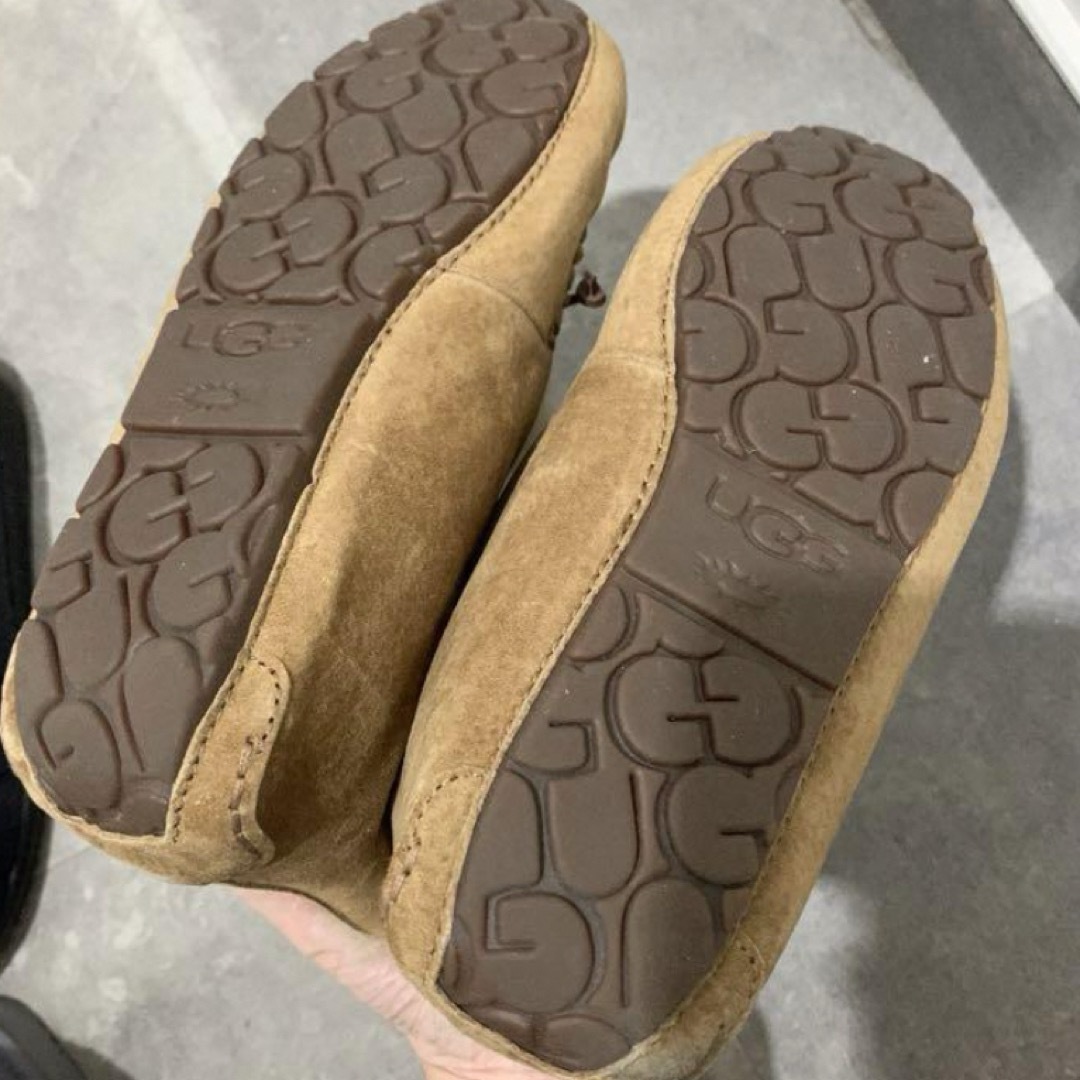 UGG(アグ)のUGGアグ】モカシンALENAアレーナ　ムートン　美品23㎝ レディースの靴/シューズ(スリッポン/モカシン)の商品写真