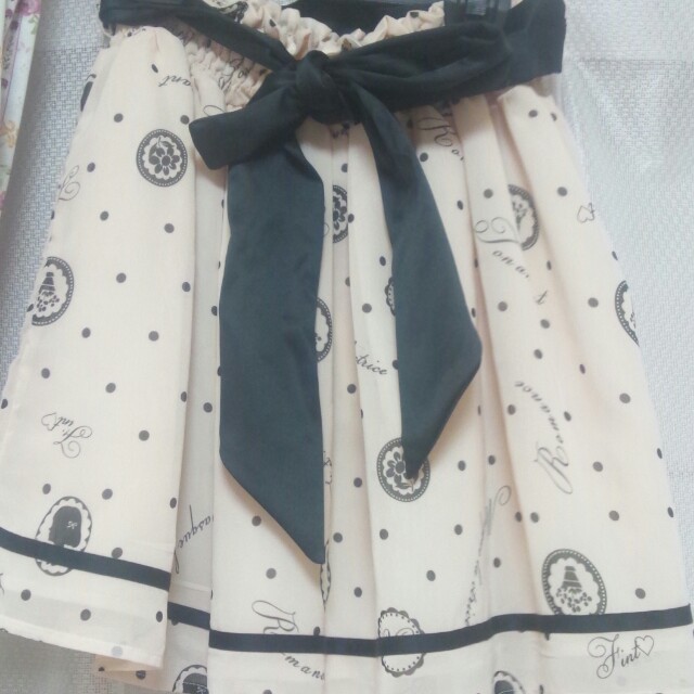 F i.n.t(フィント)のフィント☆女の子カメオ柄スカート レディースのスカート(ミニスカート)の商品写真
