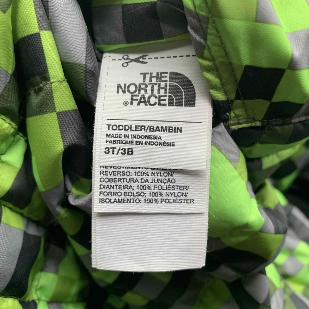 THE NORTH FACE(ザノースフェイス)のTHE NORTH FACE 子供用３歳 ダウンジャケット ノースフェイスキッズ キッズ/ベビー/マタニティのキッズ服男の子用(90cm~)(ジャケット/上着)の商品写真