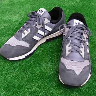 adidas(スニーカー)のフリマアイテム一覧 adidas(スニーカー)のフリマアイテム一覧
